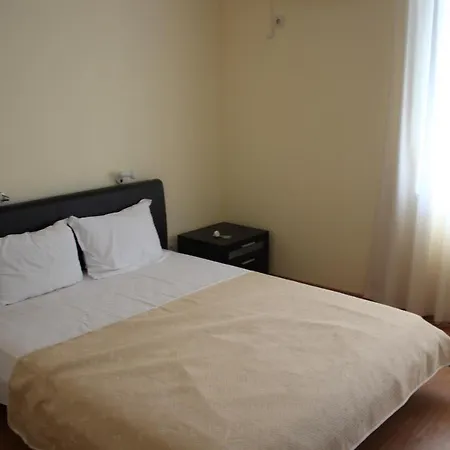 Eden Garden Private F-107 Appartement *